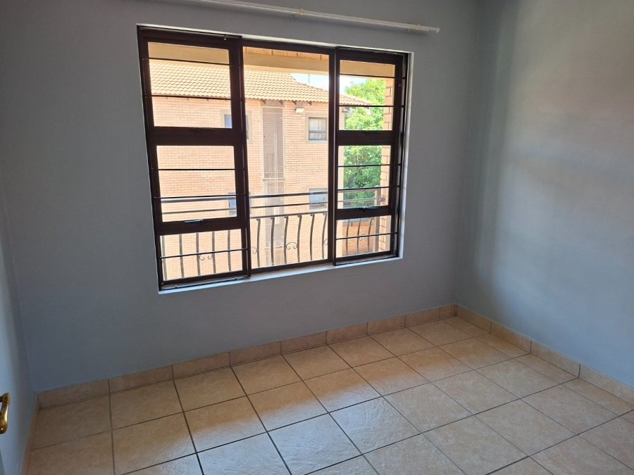1 Bedroom Property for Sale in Potchefstroom North North West